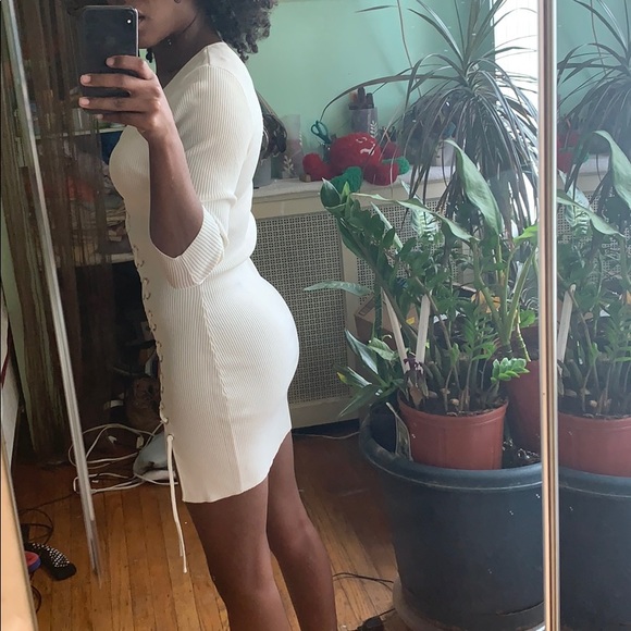 Lace up dress - Picture 3 of 3